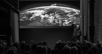 Copertina di Cingolani e lo scudo di “Michelangelo”