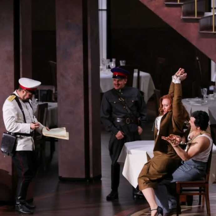 Prima della Scala 2025 | La storia di Lady Macbeth: la censura di Stalin, lo stile “sfacciato” di Shostakovich, quella strana definizione di “pornofonia”