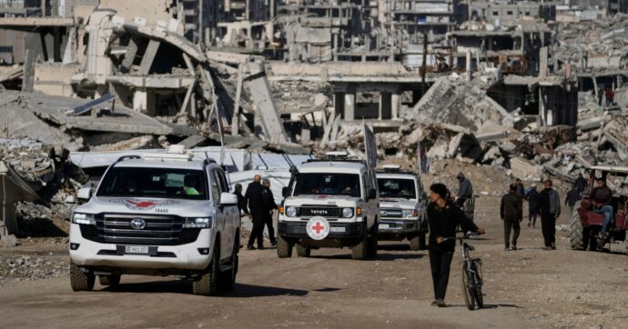 Hamas restituisce un altro cadavere: si avvicina la fine della “fase uno”