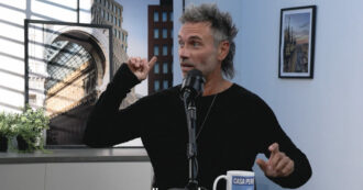 Copertina di “Se le pareti di casa mia potessero parlare sarebbe un una miscela di hot, perché io ho consumato in tutti gli ambienti di casa mia”: la confessione di Nek