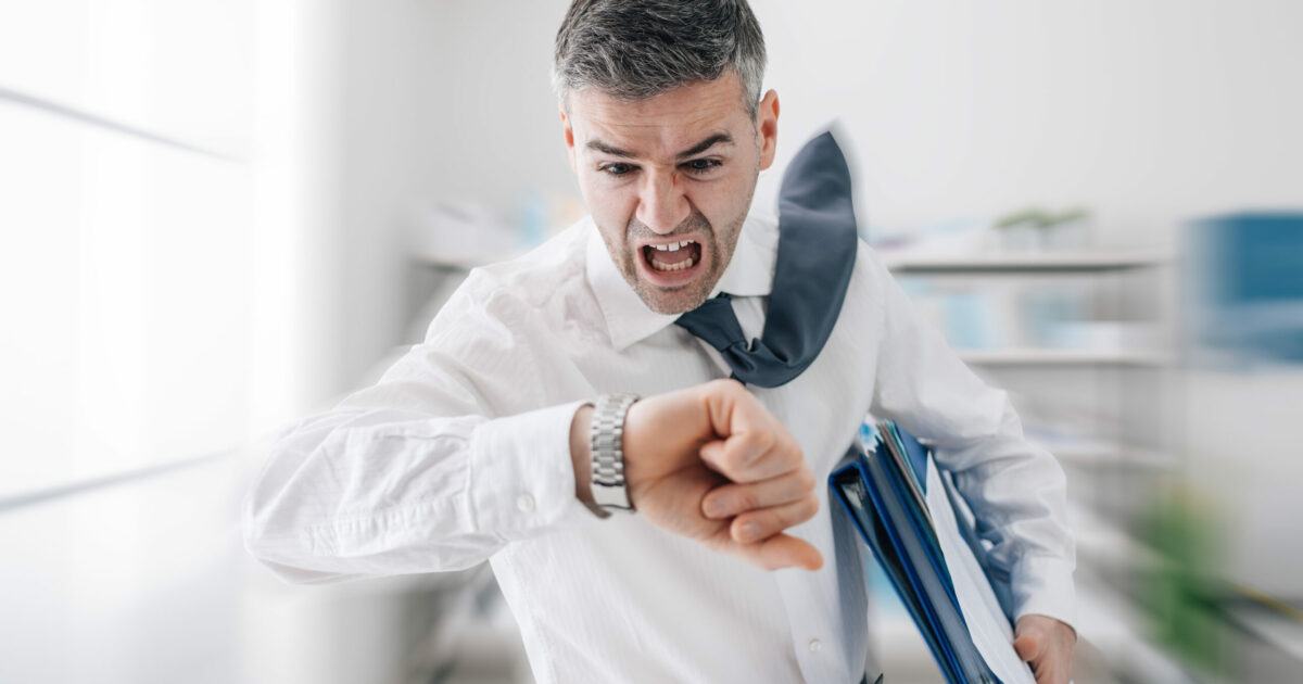 Dai “gufi notturni” ai “giocolieri”, ecco i 5 tipi di ritardatari cronici secondo la scienza