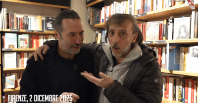 Copertina di “Sono ancora vivo”, Massimo Ceccherini presenta il libro “L’uomo guasto” e si racconta a Luca Sommi: “Le tante cadute e la rinascita”