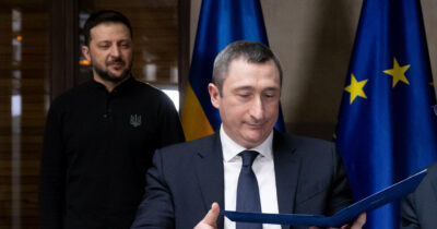 Copertina di Ucraina, i ministri indagati nello scandalo tangenti? Zelensky provò a “coprirli” nel rimpasto di governo di luglio