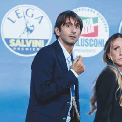 Copertina di Referendum separazione delle carriere, riunione di FdI: un comitato unico della destra e comizio finale a casa Gratteri