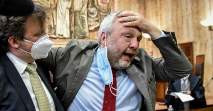 Uggetti fa di nuovo il martire alla Camera. A omaggiarlo corrono Schlein e mezzo Pd