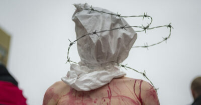 Copertina di Il “dottor Male” e le sevizie sui prigionieri di guerra nella Colonia penale russa n°10: l’Ucraina lo incrimina in contumacia