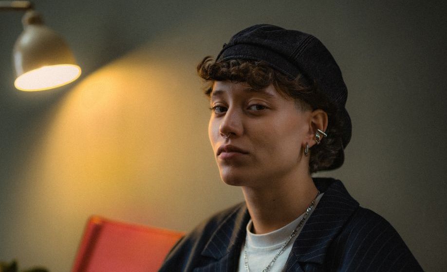 sanremo giovani 232 giallo su soap la nuova scommessa di caterina caselli che si ritira spunta un post polemico la commissione nessuna sostituzione