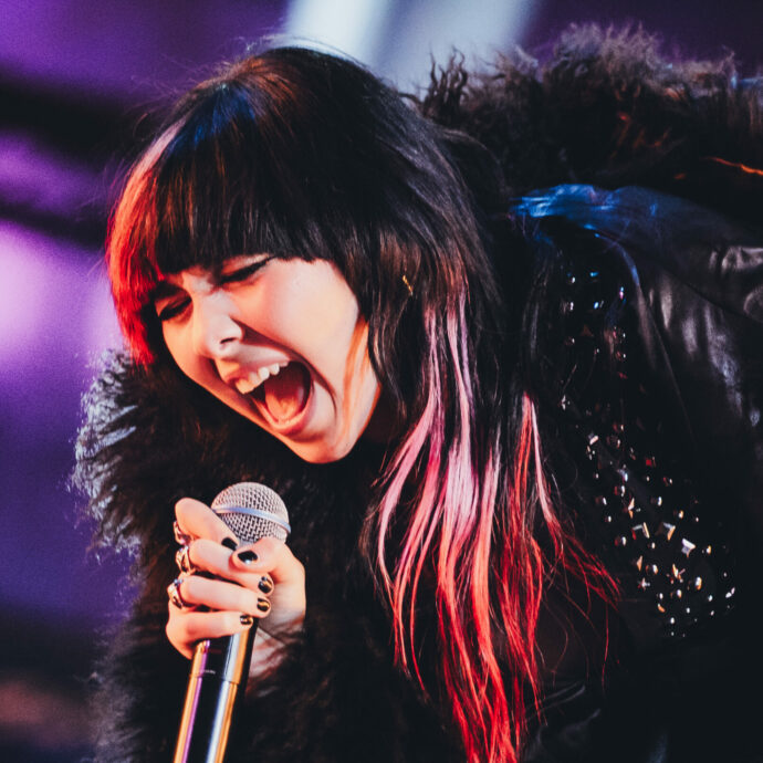 X Factor 2025, vince rob dall’animo punk rock e la voce che “spettina” a ogni ascolto: “La mia svolta? Dopo ‘Ti Sento’ dei Matia Bazar. Paola Iezzi fondamentale”