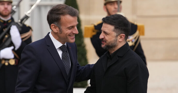 Asset russi a Kiev, la Francia vuole escludere i 18 miliardi di fondi congelati nelle sue banche