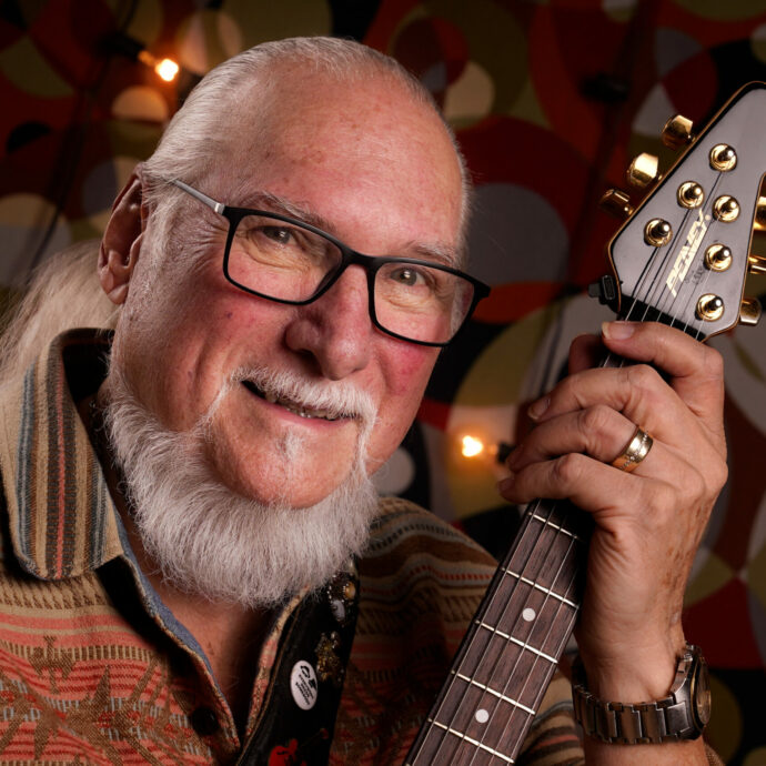 È morto Steve Cropper: era membro dei Blues Brothers e il chitarrista che ha definito il Memphis Sound