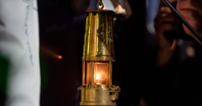 Copertina di Milano-Cortina 2026, la fiamma olimpica è arrivata al Quirinale: le foto