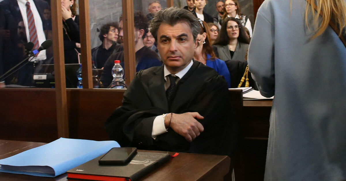 il trafficante di droga grida in aula contro il pm de tommasi e lo minaccia deve finirla di rovinare le persone