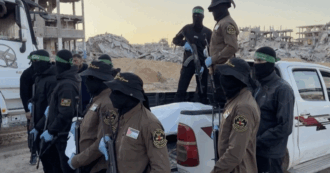 Copertina di Gaza, consegnato a Israele il corpo del penultimo ostaggio: è il thailandese Rinthalak. Era stato ucciso il 7 ottobre 2023