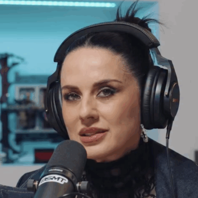 “Ho scelto di non avere figli, se avessi potuto donare questa cosa a chi non può averne l’avrei fatto. So quanto sia difficile per alcune coppie”: così Paola Iezzi