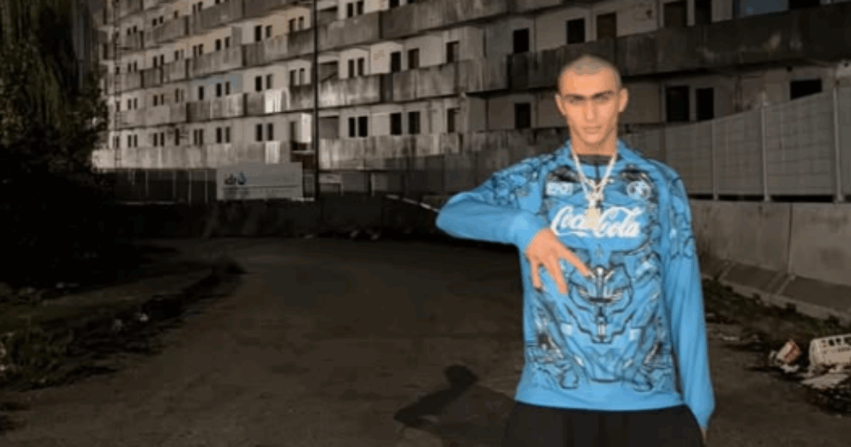 “Se i miei genitori hanno sofferto? Una volta con papà in autostrada gli chiedevo di correre, mi sono aggrappato urlando al finestrino… Se non avessi fatto questi errori non avrei capito tante cose”: parla Achille Costacurta