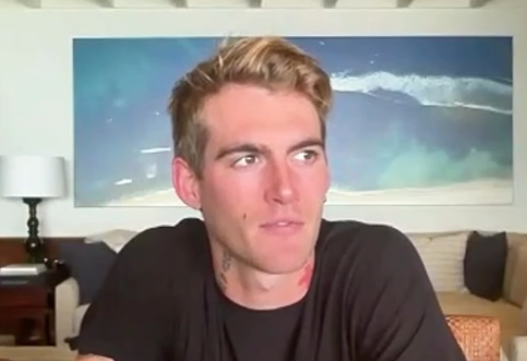 “Prendo farmaci per curare attacchi di panico e depressione, mi spaventa cosa succederebbe se non li prendessi più. Ne parlo con voi per dirvi che non siete soli”: così Presley Gerber, figlio di Cindy Crawford