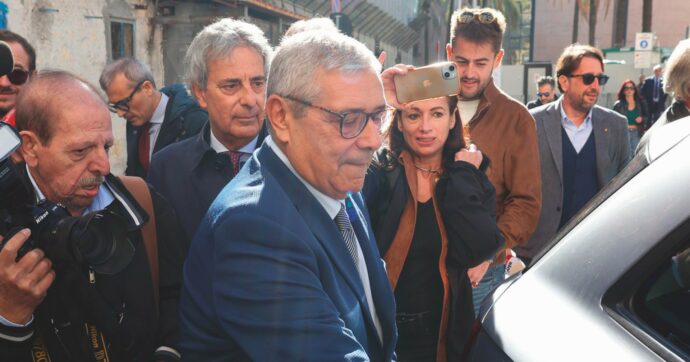 “Cuffaro fece pressioni sull’assessorato per accreditare le strutture della nuora”