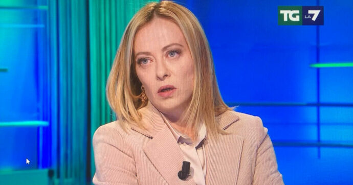 Meloni: “Se l’Europa vuole essere grande deve essere capace di difendersi da sola. Sosteniamo l’Ucraina per costruire la pace”