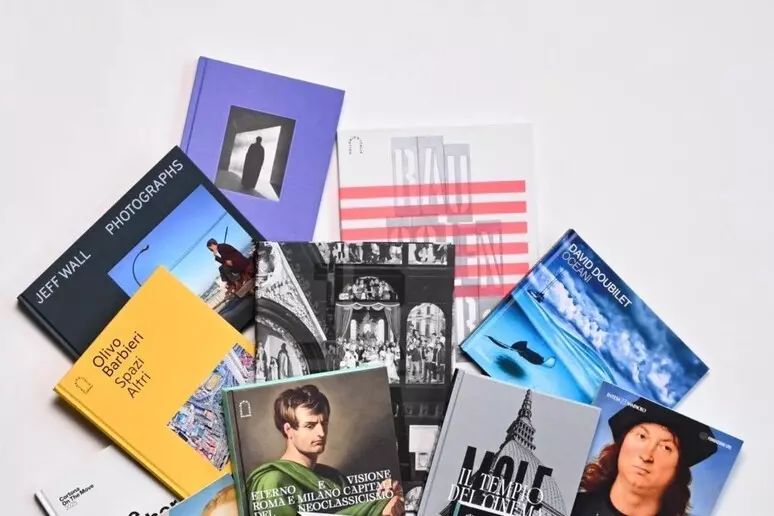 Editoria, la storica casa editrice Allemandi chiude il 2025 in forte crescita, in controtendenza con il settore