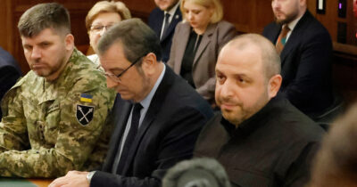 Copertina di La Russia incrimina i vertici politici e militari dell’Ucraina: “Responsabili di genocidio nel Donbass”. C’è anche Umerov, capo dei negoziati con gli Usa