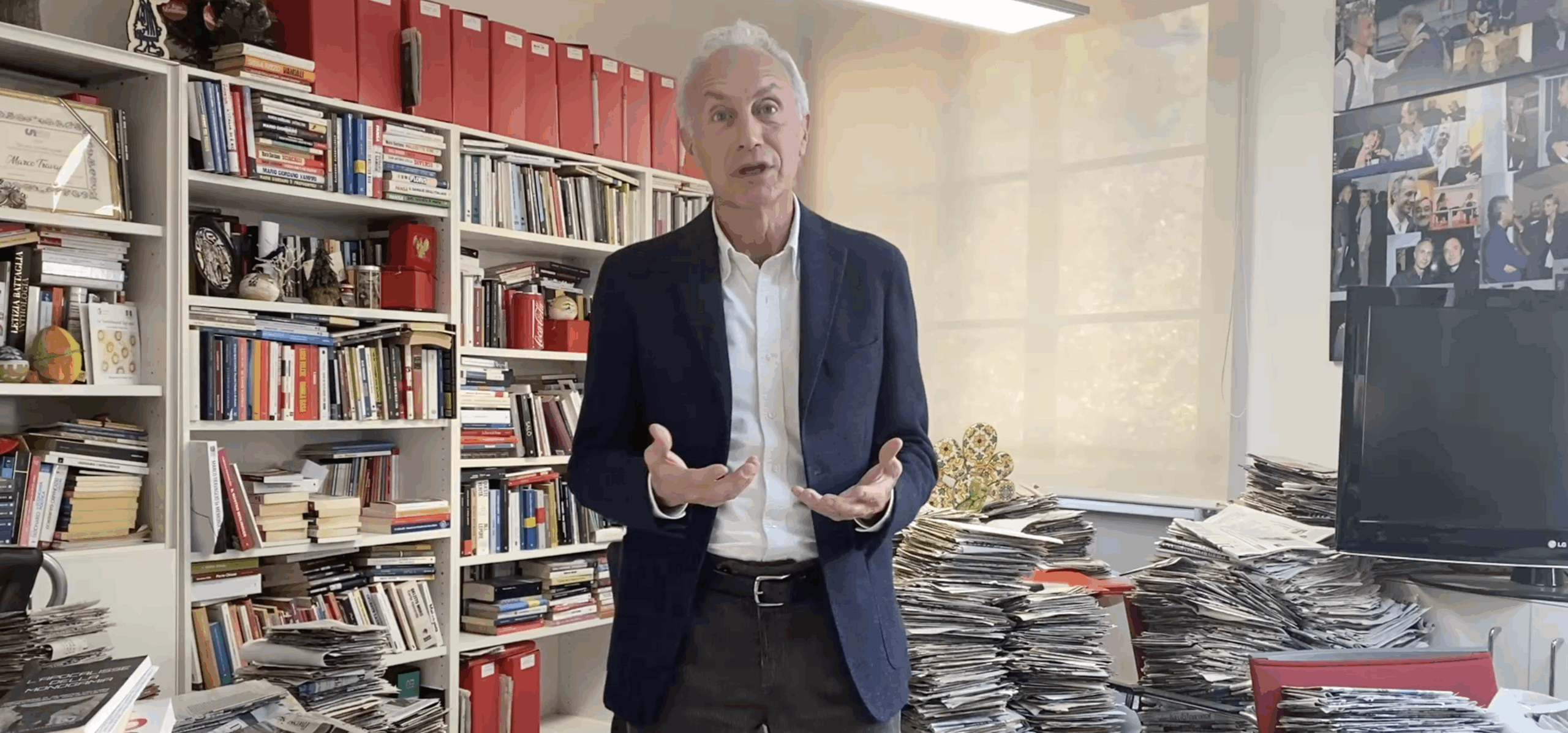 “Non riceviamo soldi pubblici, dovete sostenerci voi”. Travaglio spiega ai lettori perché è il momento di abbonarsi al Fatto Quotidiano a prezzo speciale. Solo fino al 9 dicembre!