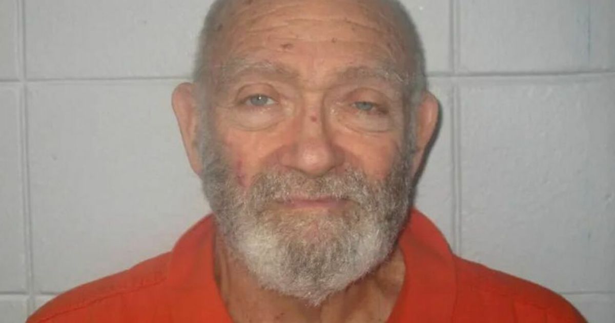 puoi vendermi la tua bambina va con la figlia neonata ad un8217asta un anziano si avvicina e le fa la richiesta choc