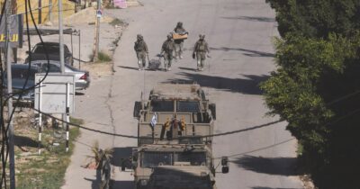 Copertina di Medio Oriente, a Doha si tratta sulla Fase 2: “Ma l’Idf si ritiri”. E Bibi vara il maxi-riarmo