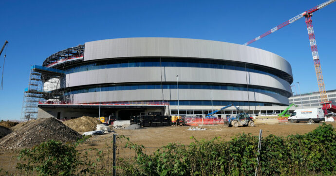 Milano-Cortina, la denuncia dagli Usa: “La pista da hockey nella nuova arena è più corta rispetto agli standard NHL”