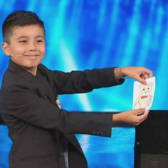 Kay La Ferrera vince Tu si que vales a 10 anni: Maria De Filippi si commuove. Ecco chi è il mago bambino che si è aggiudicato 100 mila euro