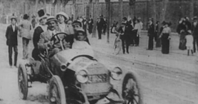 Copertina di Il tempo delle officine (che inventò l’auto): il libro di Daniela Garavini