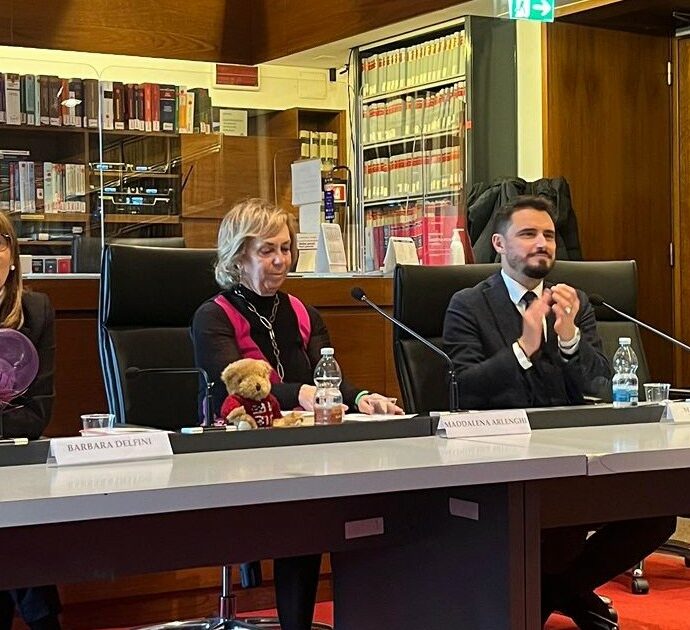 Dovere, diligenza e decoro: gli avvocati di Milano a lezione di deontologia dalla regina Elisabetta II