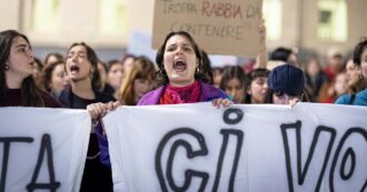 Copertina di Anche nel racconto dei femminicidi sui giornali resistono stereotipi granitici: così si colpevolizzano le vittime