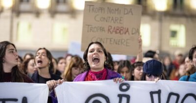 Copertina di Parità di genere, l’Ue migliora ma troppo lentamente. L’Italia ancora ultima sul lavoro: gli uomini guadagnano più del doppio delle partner