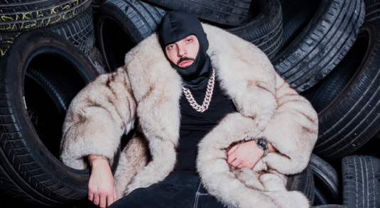 io non faccio il rapper per fare il criminale ma per salvarmi la mia tarantella il naso che mi ha bloccato e fatto venire ansia e tachicardia cos236 enzo dong da Ilfattoquotidiano.it io non faccio il rapper per fare il criminale ma per salvarmi la mia tarantella il naso che mi ha bloccato e fatto venire ansia e tachicardia cos236 enzo dong