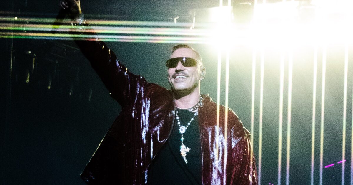Marracash in concerto all’Unipol Forum di Milano: ecco tutte le foto della serata. Sul palco anche Lazza, Blanco, Filippo Graziani e 22Simba