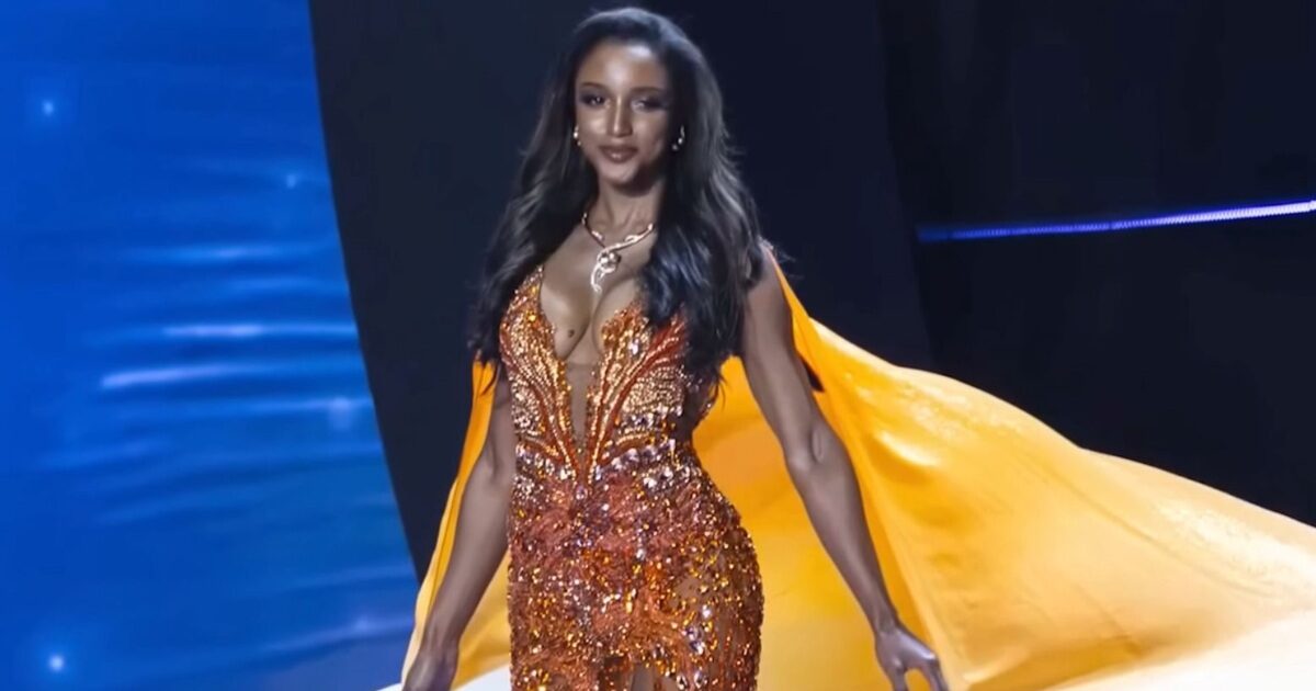 “Ha una frattura intracranica e lesioni significative”: Miss Giamaica ancora ricoverata in ospedale dopo la caduta a Miss Universo