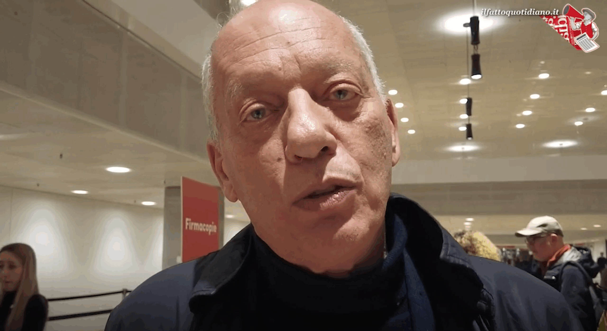 Peter Gomez presenta il nuovo numero di Millennium: “I politici arruolano la religione perché cercano consenso” Peter Gomez presenta il nuovo numero di Millennium: “I politici arruolano la religione perché cercano consenso”