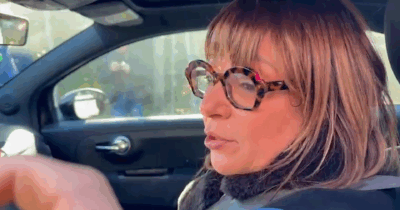 Copertina di Famiglia nel bosco, la tutrice: “Stiamo ragionando coi genitori sull’obbligo scolastico per i figli” – Video