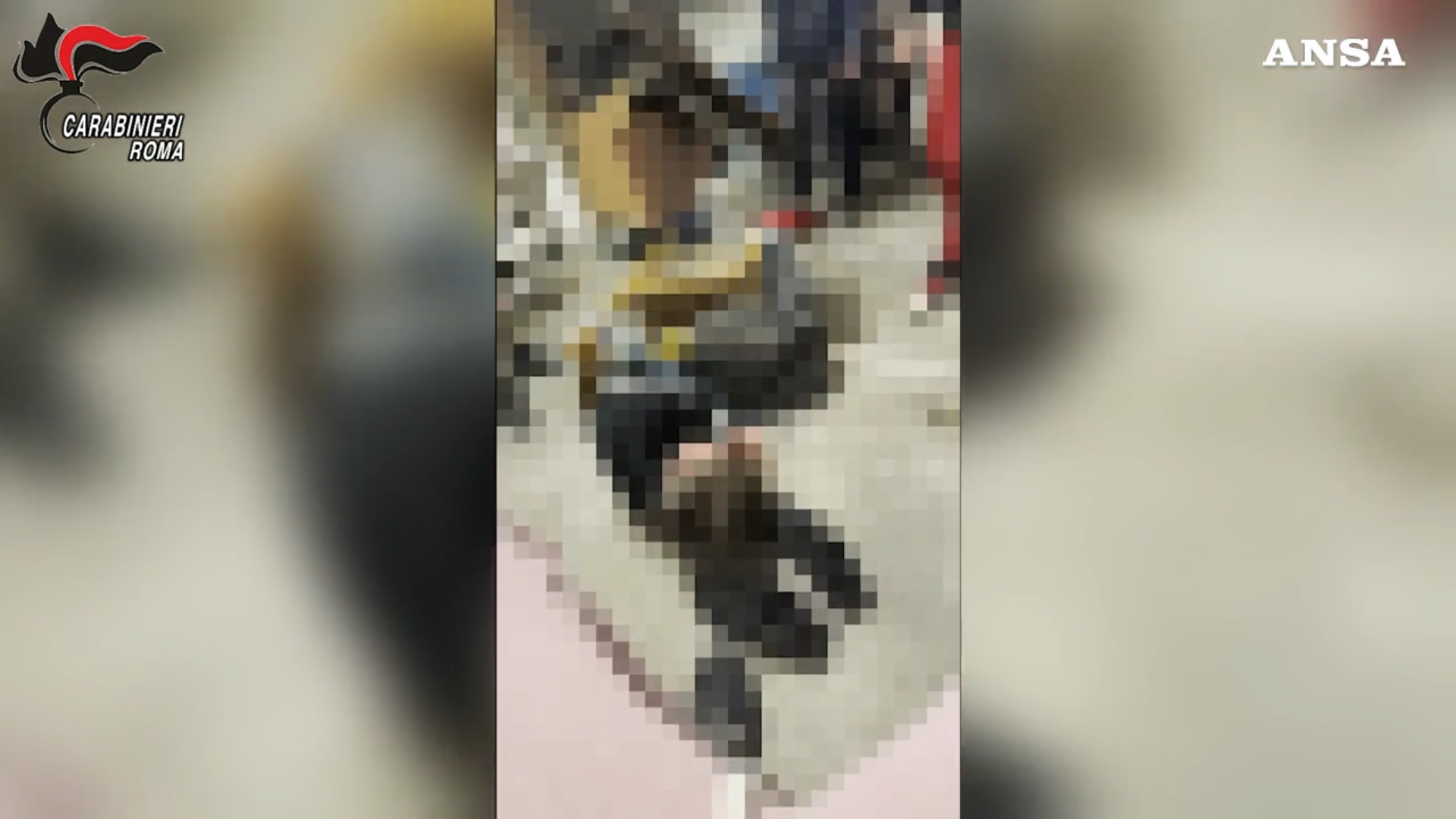 Roma, sequestrano le vittime e le torturano: 11 misure cautelari, coinvolti cinque minori – Video