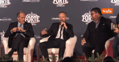 Copertina di Francesco Facchinetti ad Atreju: “Meloni sa fare politica, a sinistra invece coltivano odio. Sono qui per darle una mano”