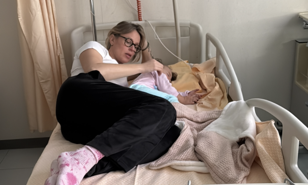 “Convulsioni febbrili. Ogni volta è perdere anni e anni di vita in spaventi”: Federica Pellegrini terrorizzata per la figlia Matilde, ricoverata in ospedale