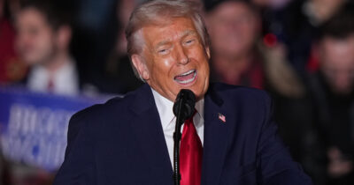 Copertina di Trump sequestra una petroliera al largo del Venezuela: “È per un buon motivo”. La mossa accresce le tensioni con Caracas