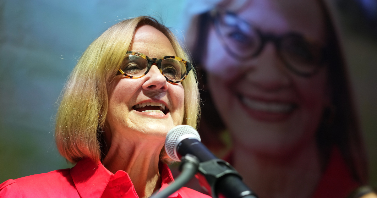 Miami, Higgins eletta sindaco: prima donna e prima dem in 30 anni. Un avviso a Trump in vista delle elezioni di medio termine