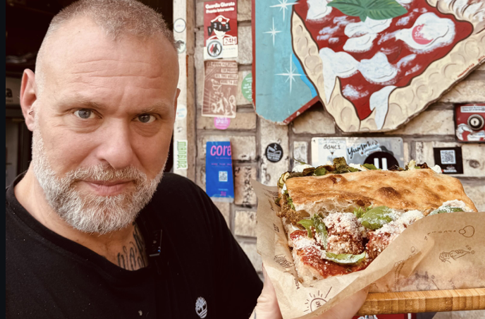 gabriele bonci il re della pizza in tribunale accusato di maltrattamenti e lesioni nei confronti della sua ex compagna e di resistenza a pubblico ufficiale da Ilfattoquotidiano.it gabriele bonci il re della pizza in tribunale accusato di maltrattamenti e lesioni nei confronti della sua ex compagna e di resistenza a pubblico ufficiale