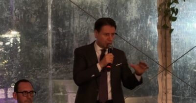 Copertina di Gaza, Conte: “Attacco terroristico del 7 ottobre? Incomparabile col genocidio avvenuto dopo” – Video