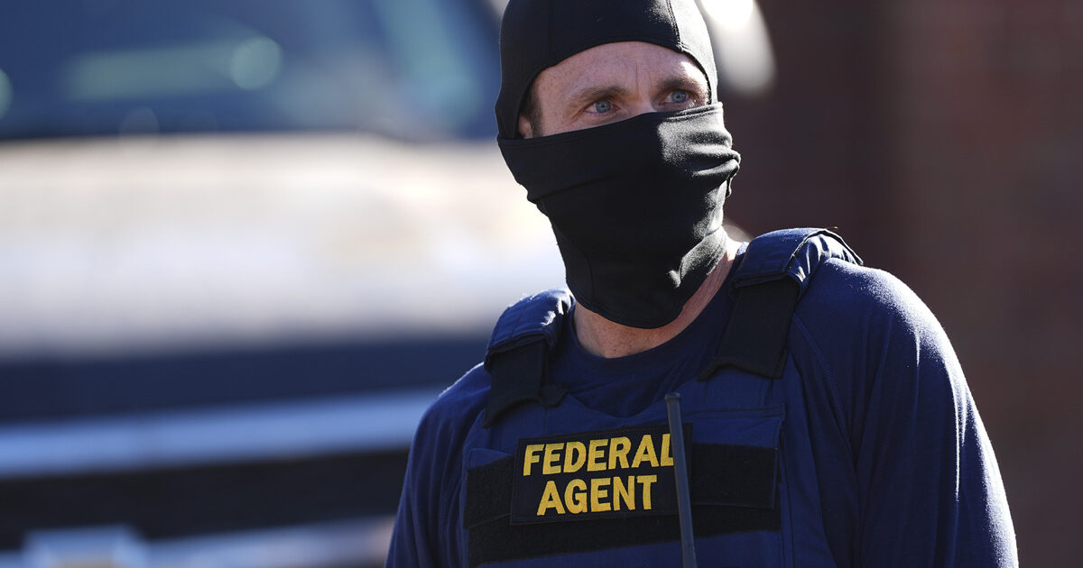 Nell’America di Trump crollano le inchieste sui reati fiscali: i federali vengono dirottati ai servizi di pattuglia Nell’America di Trump crollano le inchieste sui reati fiscali: i federali vengono dirottati ai servizi di pattuglia