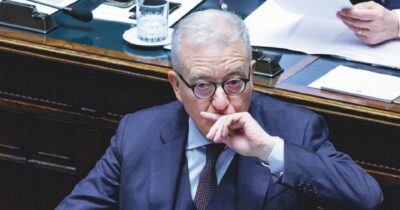 Copertina di Referendum giustizia, nomi e soldi:  la destra va in tilt sul comitato. Dubbi su Sallusti