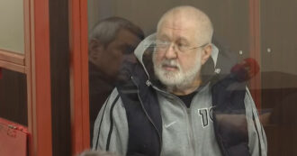 Corruzione in Ucraina, l’oligarca Kolomoisky in tribunale: “Qualcuno ha cercato di uccidere l’ex socio di Zelensky fuggito in Israele”