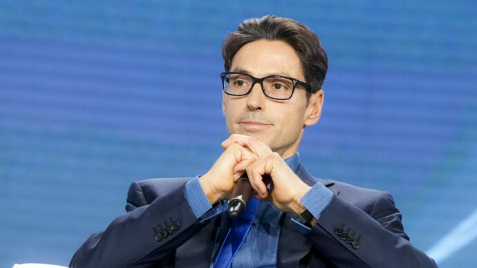Chiedeva quasi 700 mila euro di arretrati: l’ex cuoco di Pier Silvio Berlusconi perde anche in Cassazione