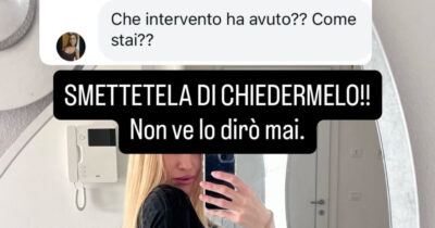 Copertina di Taylor Mega e l’intervento misterioso: “Ho fatto un’operazione che non c’entra nulla con l’estetica. Già che c’ero ho messo grasso nelle tempie”